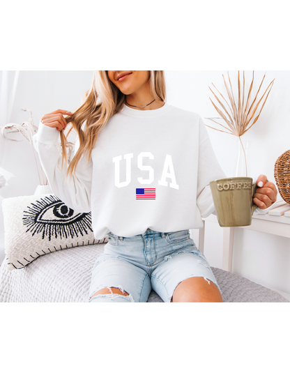 USA Crewneck Sweatshirt, American Flag Graphic Sweatshirt, Oversized USA Pullover, Patriotic Sweatshirt for Women, Minimalist USA Sweater