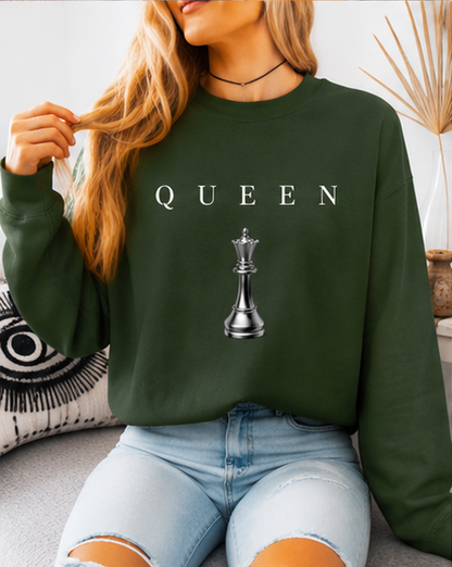 QUEEN Oversized Sweatshirt Women’s Minimal Chess Graphic Crewneck Luxury Streetwear Pullover