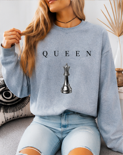 QUEEN Oversized Sweatshirt Women’s Minimal Chess Graphic Crewneck Luxury Streetwear Pullover